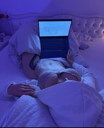 Full leaked Who is this  page private onlyfans photo