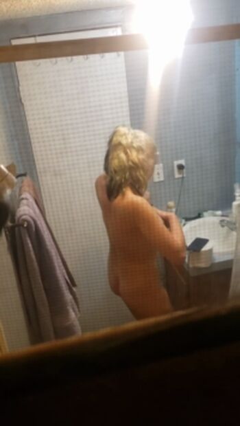 Full leaked Who is this  page private onlyfans photo