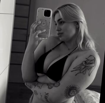 Full leaked Who is this page private onlyfans photo