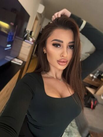 Full leaked Who is this  page private onlyfans photo