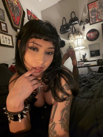 Full leaked Arsimply/ private onlyfans photo