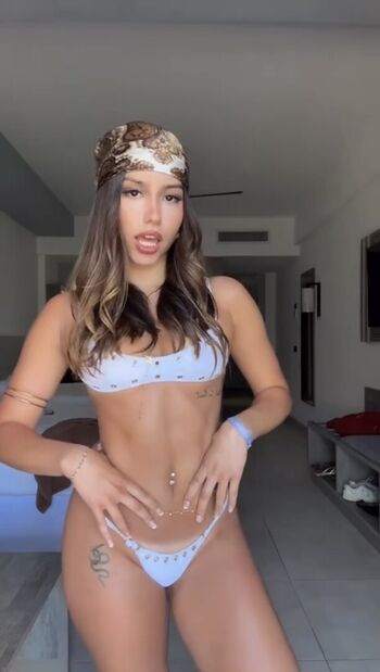 Full leaked Adriane galisteu/ private onlyfans photo