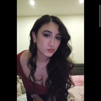 Full leaked Milan bella comley/ private onlyfans photo