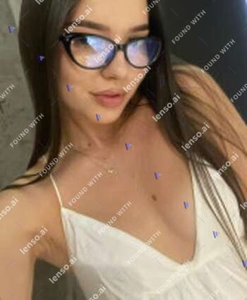 Full leaked Pretty leah/ private onlyfans photo
