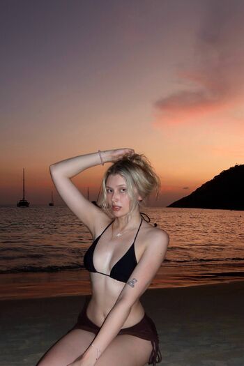 Full leaked Whylollycry private onlyfans photo