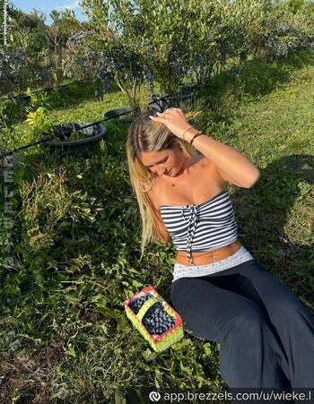 Full leaked Wieke l private onlyfans photo
