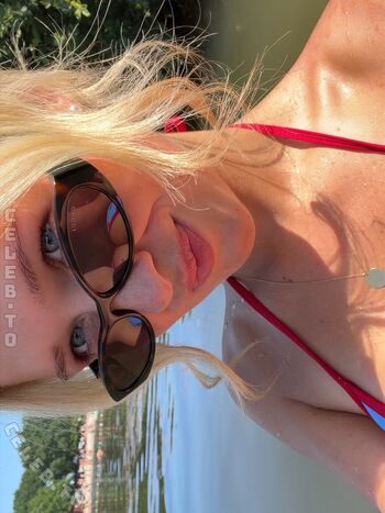 Full leaked Wieke page private onlyfans photo