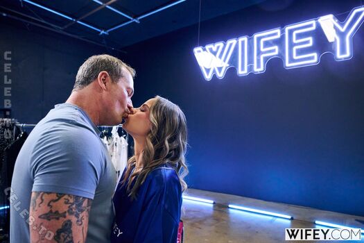 Full leaked Wifey  page private onlyfans photo