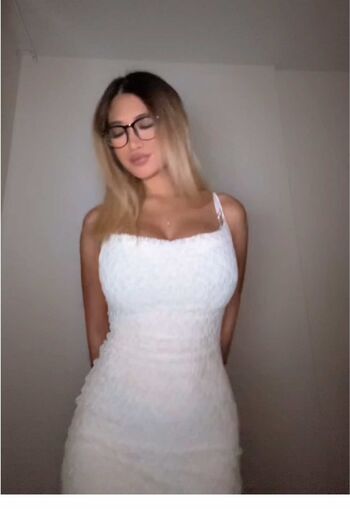 Full leaked Wiglyboo private onlyfans photo