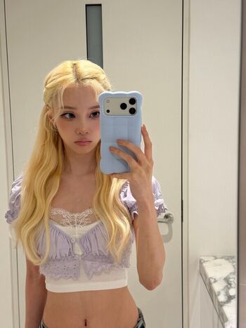 Full leaked Winter aespa page private onlyfans photo
