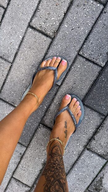 Full leaked Woah vicky private onlyfans photo