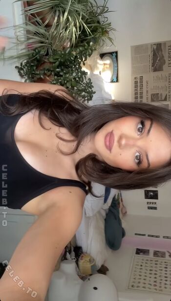 Full leaked Woistlena private onlyfans photo