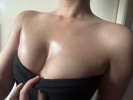Full leaked Wolfyalicy private onlyfans photo