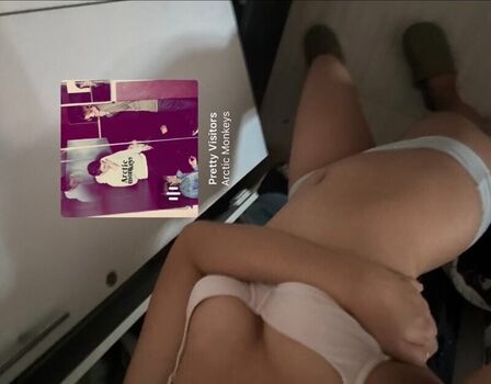 Full leaked Wolfyalicy private onlyfans photo