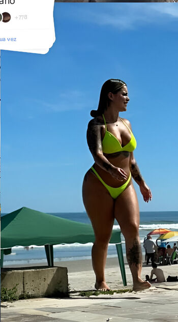 Full leaked Women in bikinis page private onlyfans photo