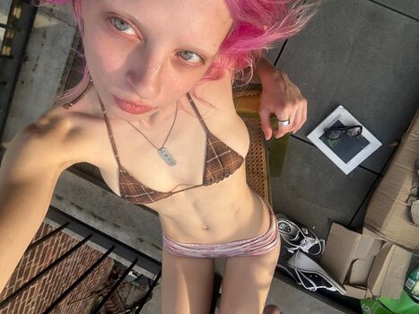 Women With Long Torso