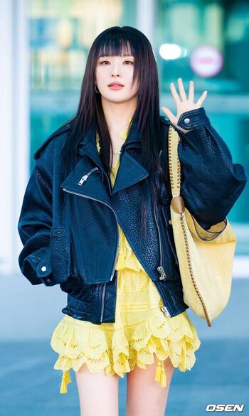 Full leaked Womenk pop page private onlyfans photo
