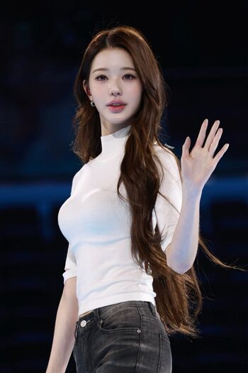 Full leaked Womenk pop page private onlyfans photo