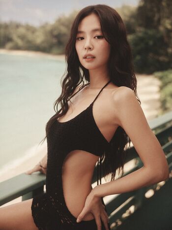 Full leaked Womenk pop page private onlyfans photo