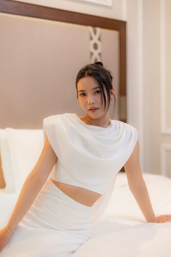 Full leaked Womenk pop page private onlyfans photo