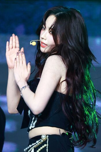 Full leaked Womenk pop page private onlyfans photo