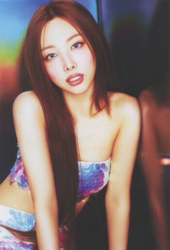 Full leaked Womenk pop page private onlyfans photo