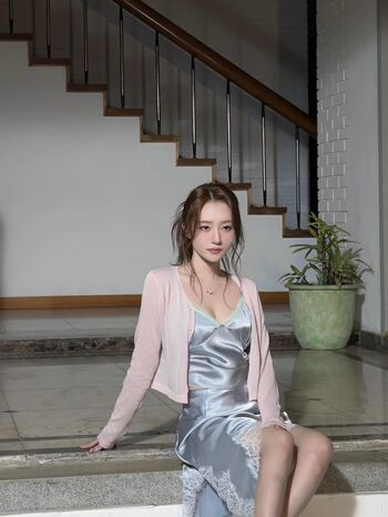 Full leaked Womenk pop page private onlyfans photo