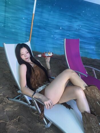Full leaked Womenk pop page private onlyfans photo