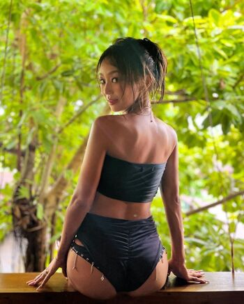 Full leaked Womenk pop private onlyfans photo