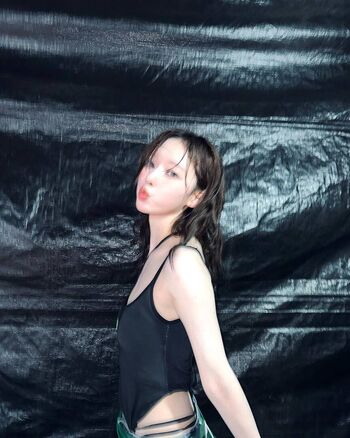 WomenK-pop