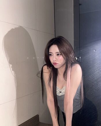 Full leaked Womenk pop page private onlyfans photo