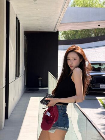 Full leaked Womenk pop page private onlyfans photo