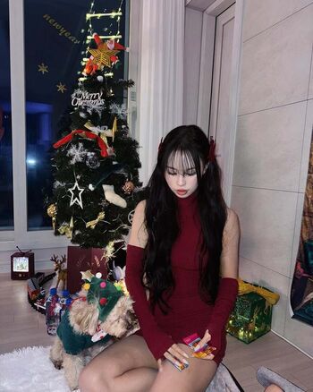 WomenK-pop