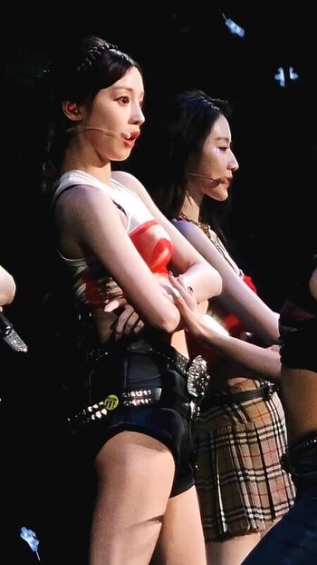 Full leaked Womenk pop page private onlyfans photo