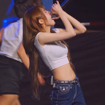 WomenK-pop