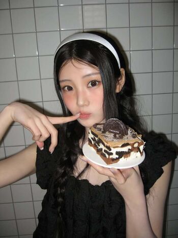 Full leaked Wonhee private onlyfans photo
