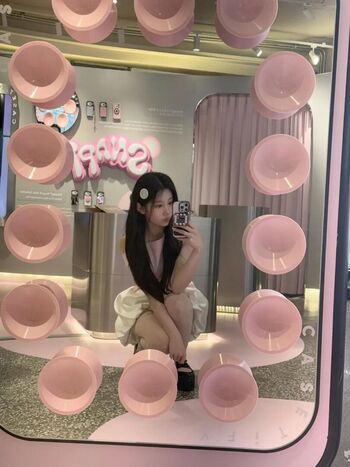 Full leaked Wonhee private onlyfans photo
