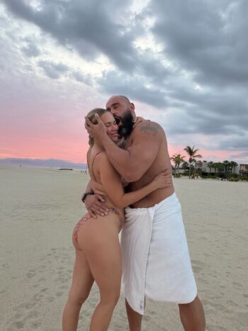 Full leaked Wwe lana private onlyfans photo