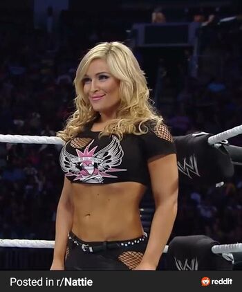 WWE Natalya Neidhart , The Boat
