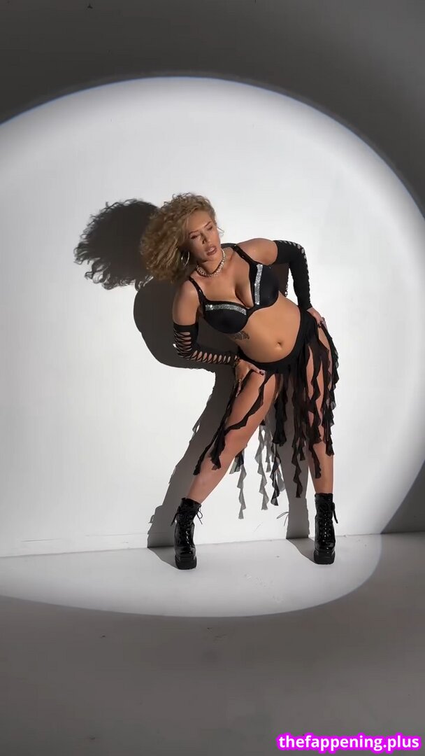 WWE Nikkita Lyons / nikkita_wwe 누드 OnlyFans 사진 #78