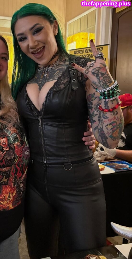 Shotzi Blackheart / ShotziWWE / WWE Shotzi Foto OnlyFans Nua #412
