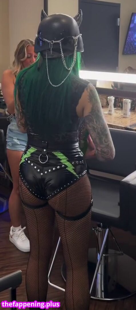 Shotzi Blackheart / ShotziWWE / WWE Shotzi नग्न OnlyFans फोटो #421