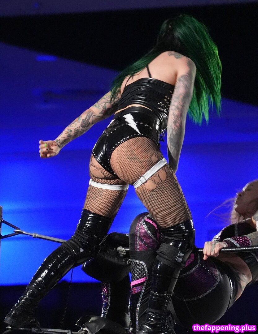 Shotzi Blackheart / ShotziWWE / WWE Shotzi नग्न OnlyFans फोटो #423