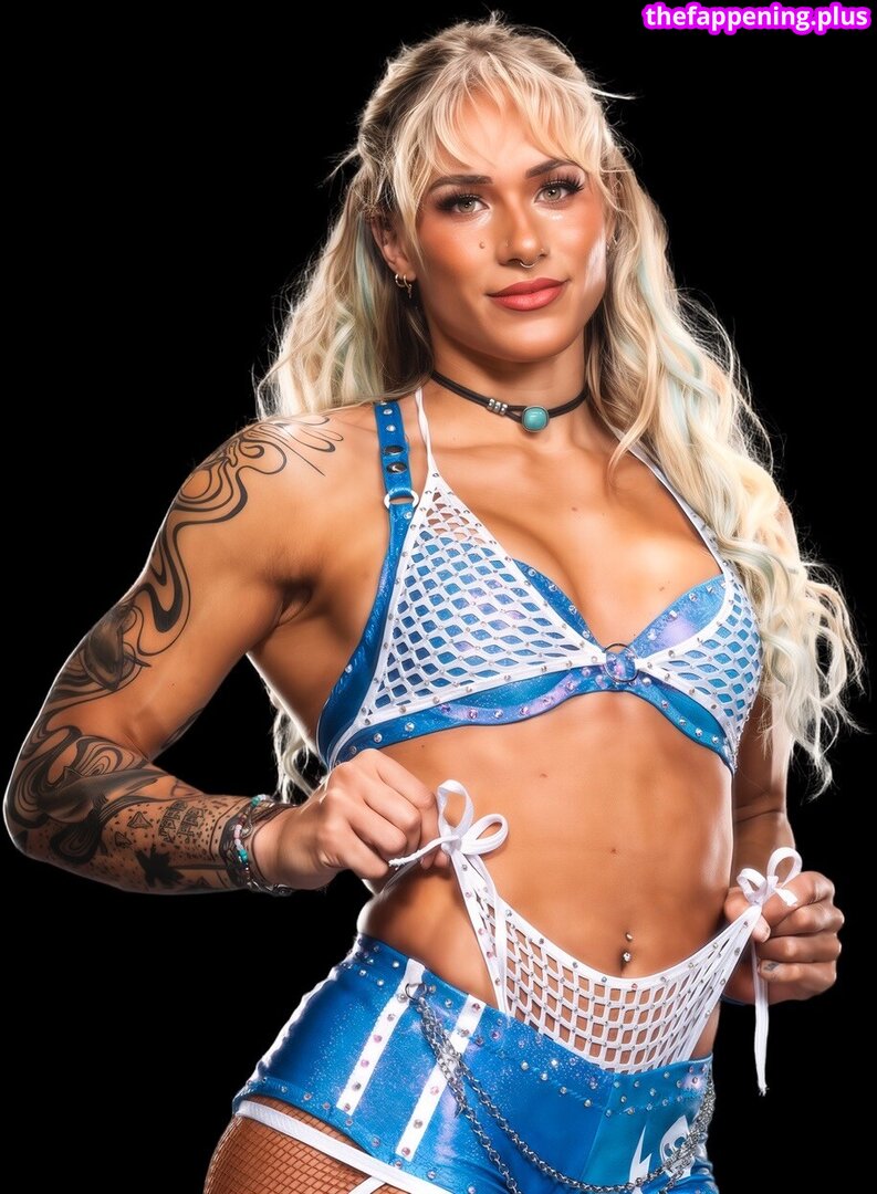 SolRucaWWE / Wwe Sol Ruca / https: / solrvca Çıplak OnlyFans Fotoğrafı #7
