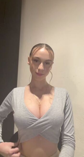 Full leaked Wxnetta private onlyfans photo