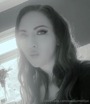 Full leaked Xautumnlilyx private onlyfans photo
