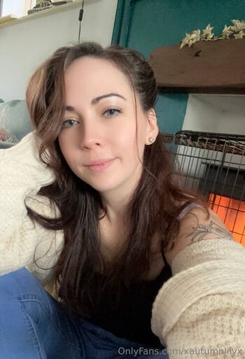 Full leaked Xautumnlilyx private onlyfans photo