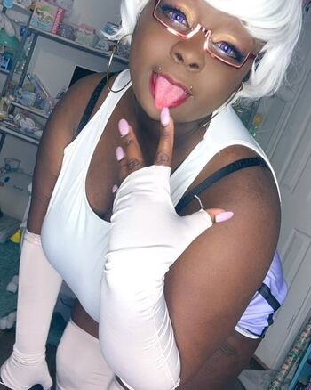 Full leaked Xcinnamonix private onlyfans photo