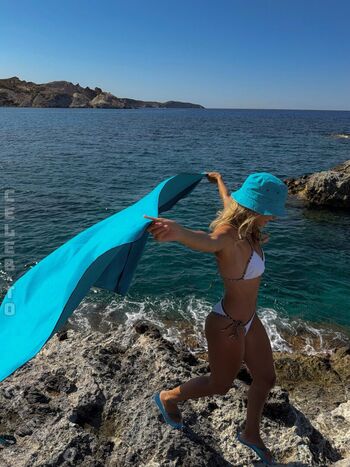 Xenia Adonts