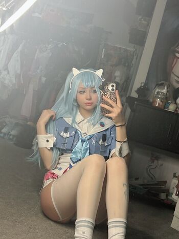 xenluvsmiku
